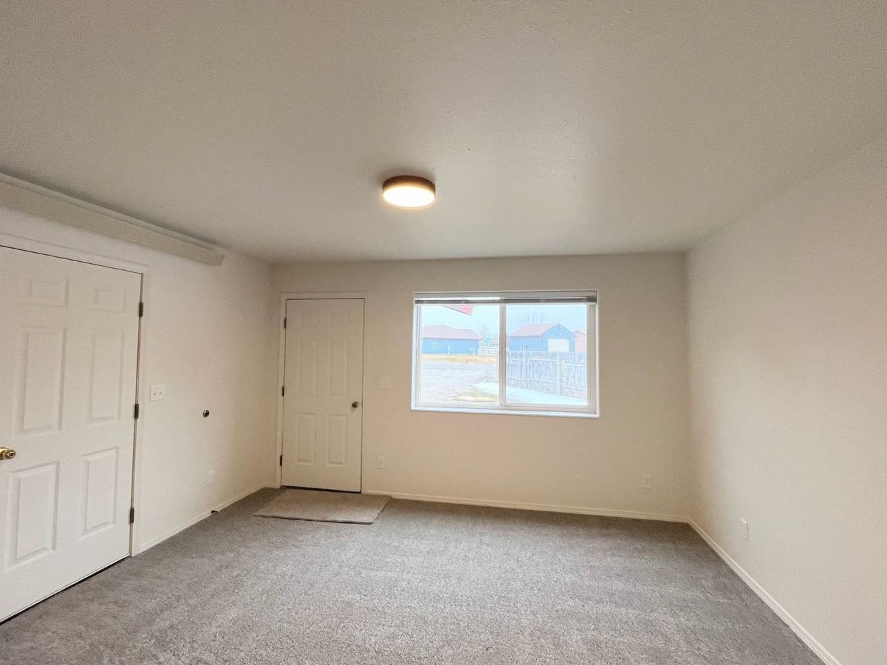 1474 Eagle Ridge Rd - Photo 4 of 26