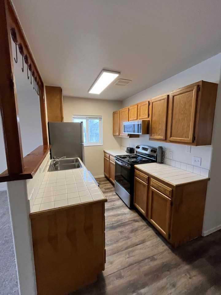 1474 Eagle Ridge Rd - Photo 6 of 26