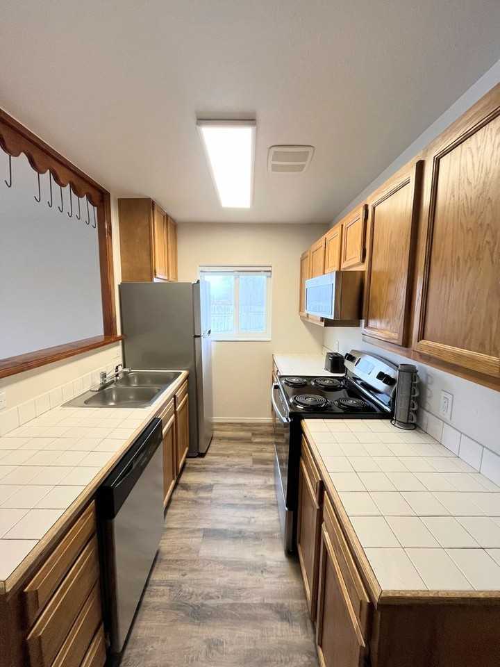 1474 Eagle Ridge Rd - Photo 7 of 26