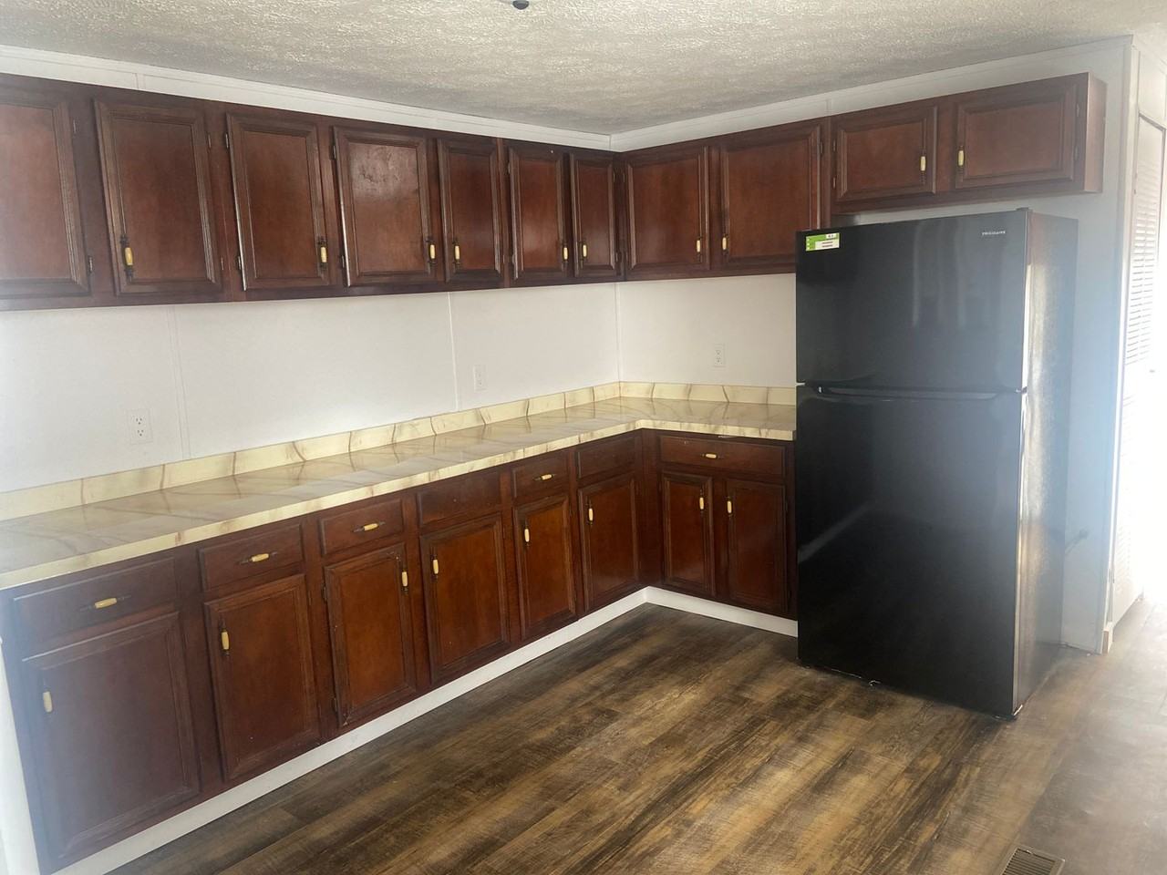 2803 Padgett Rd - Photo 5 of 6