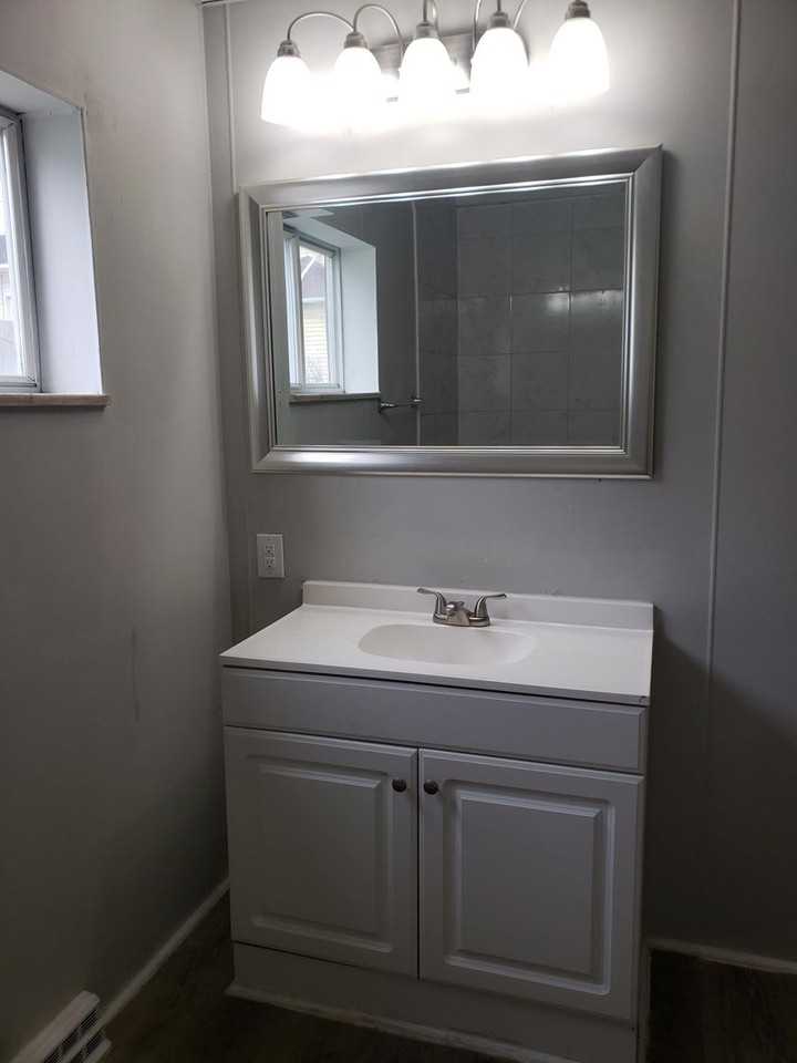 2012 Saint Charles Ave - Photo 7 of 13