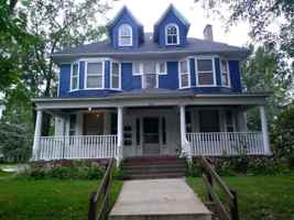 featured image of 602 E 14th St