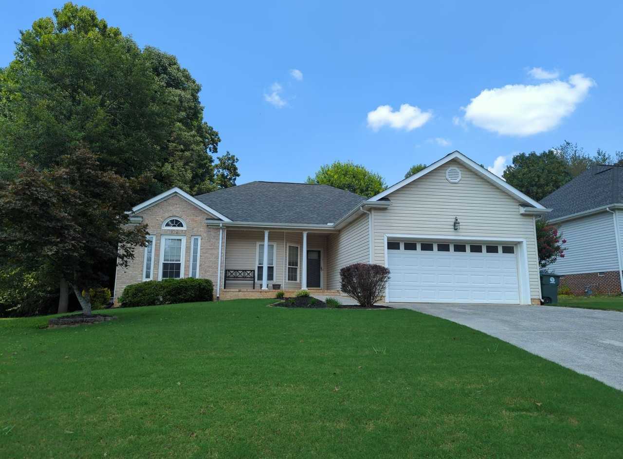 8597 Flowerdale Dr - Photo 2 of 15