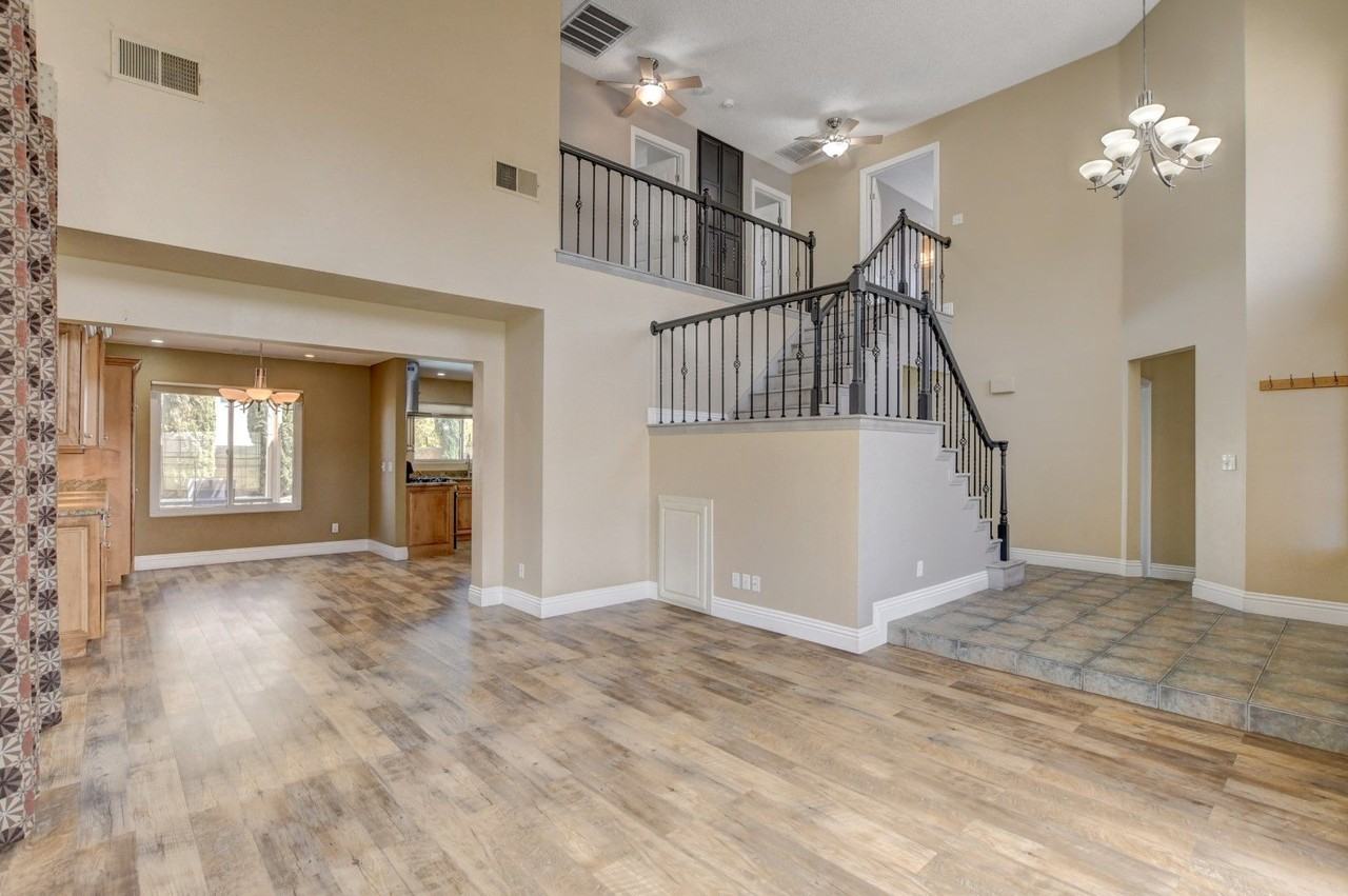 2828 Albrook Cir - Photo 6 of 50