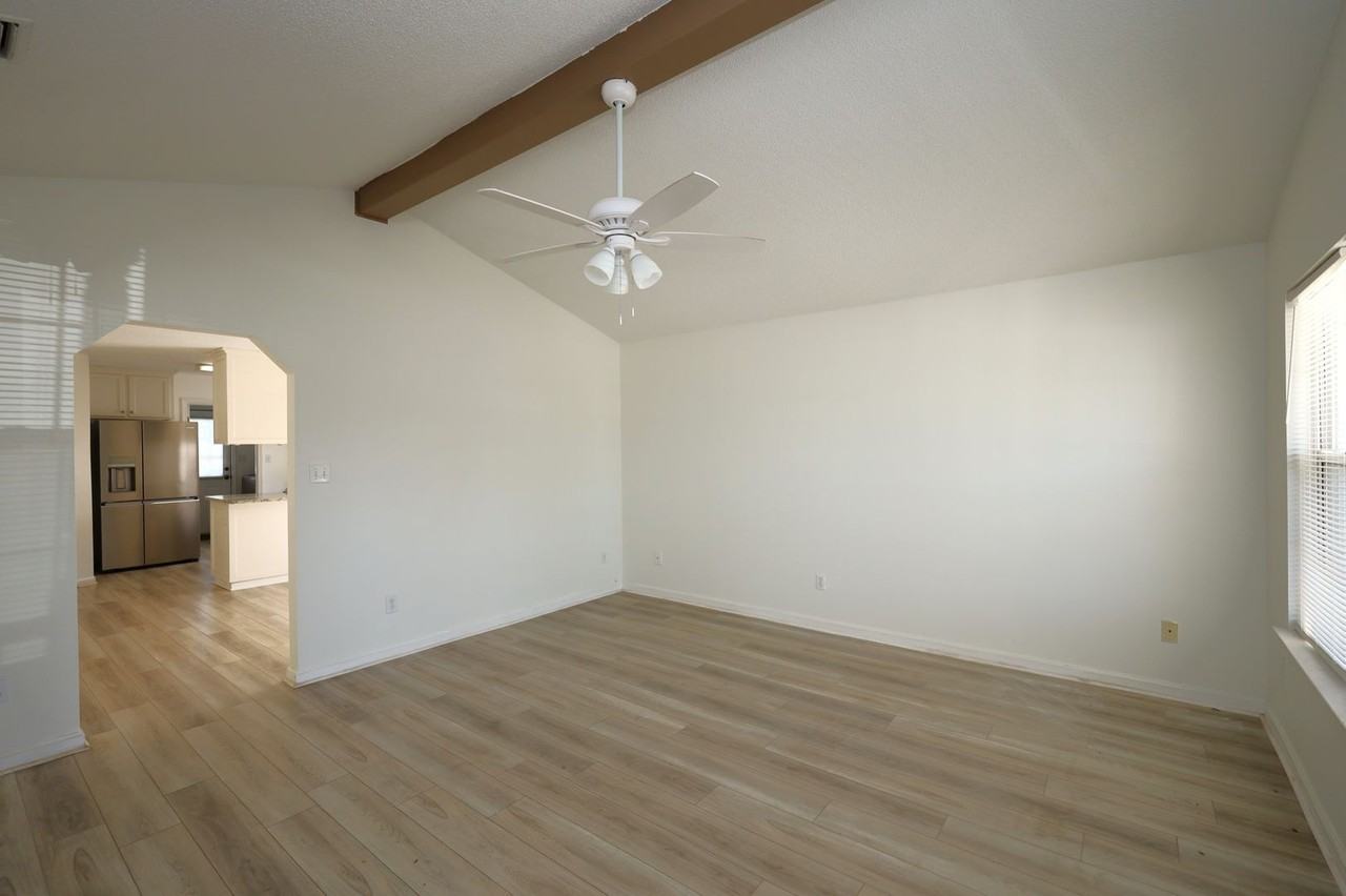 3063 Schroer Dr - Photo 3 of 14