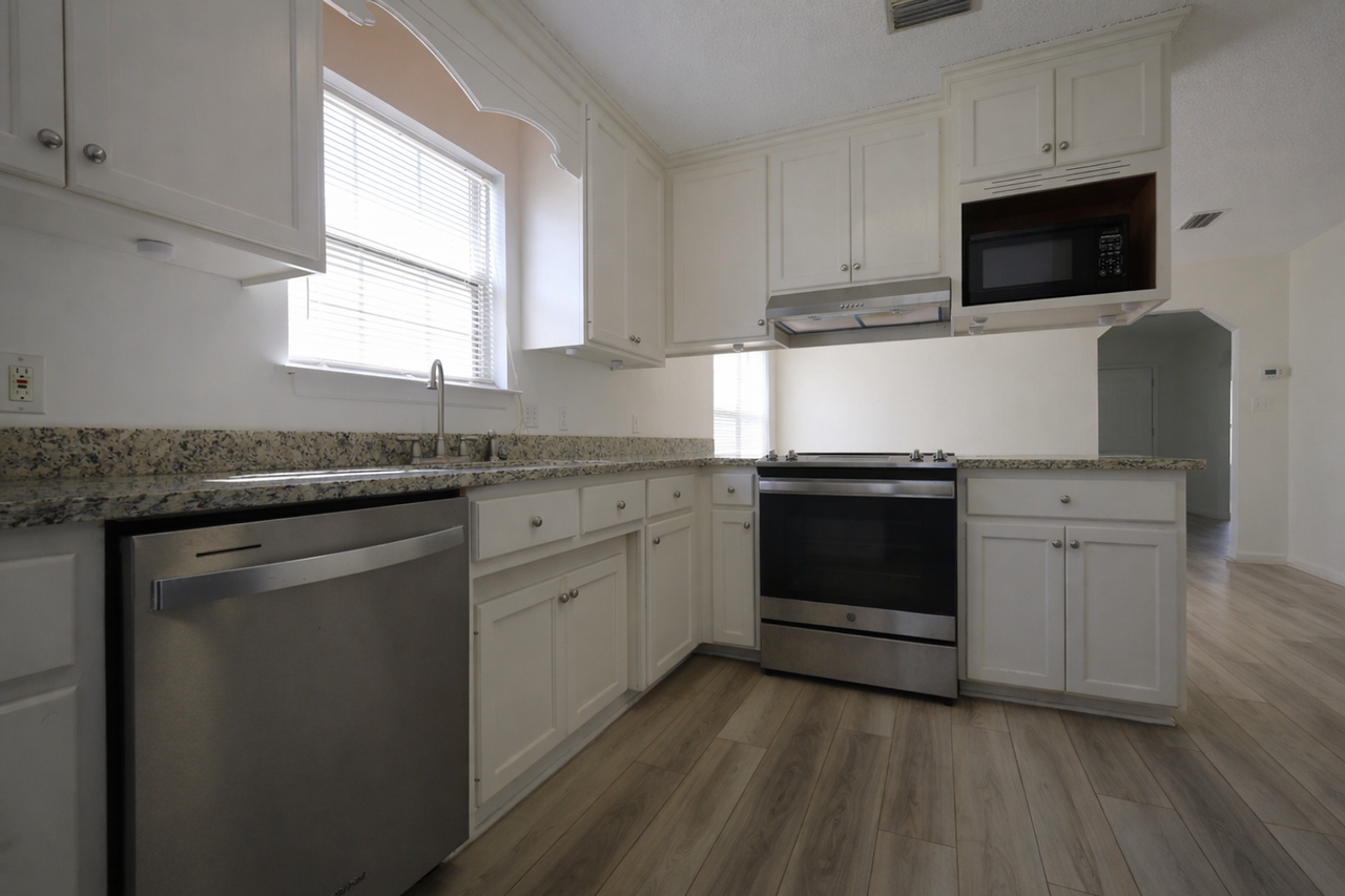 3063 Schroer Dr - Photo 4 of 14