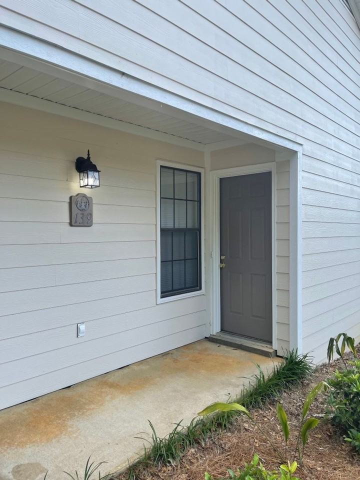 139 Cedar Ct - Photo 3 of 16