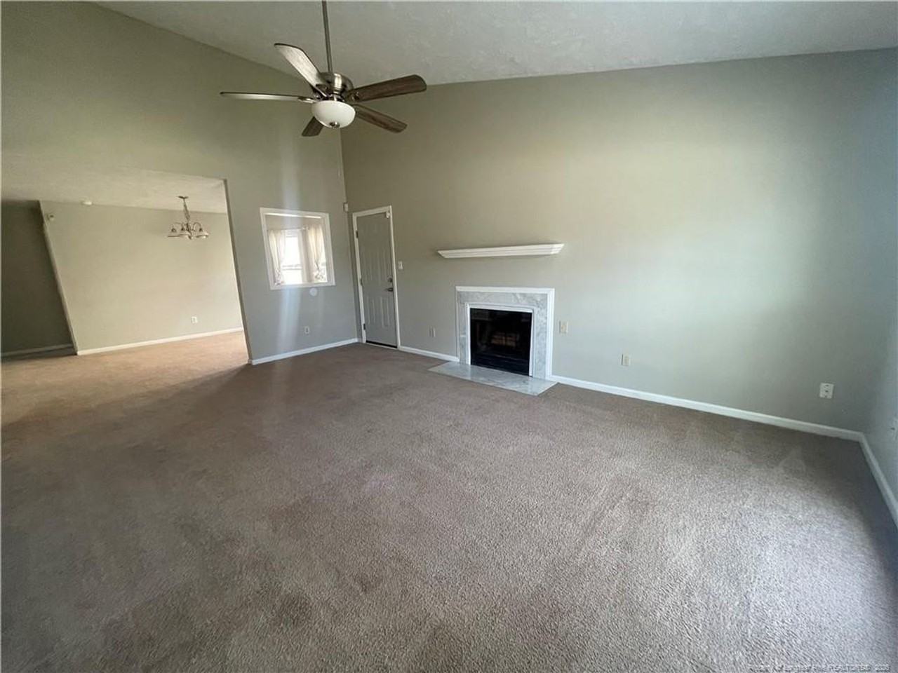 2840 Chillingworth Dr - Photo 5 of 22