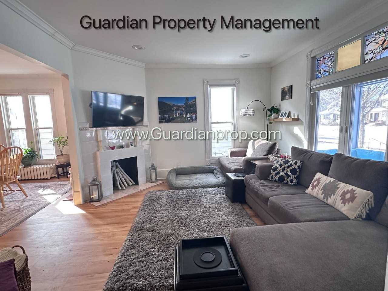 4829 Vincent Ave S #1 - Photo 5 of 19