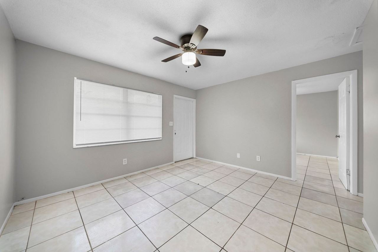 Carolina Ave - Photo 6 of 13