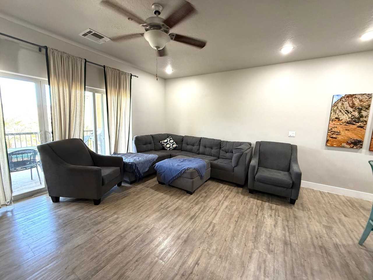 1111 S Gap Canyon Pkwy - Photo 2 of 12