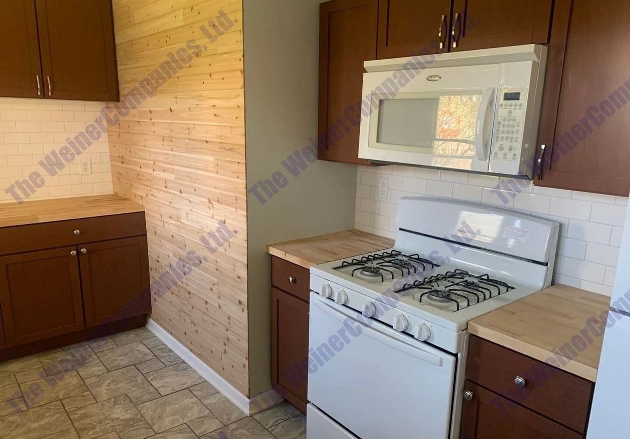 2209 Roland Dr - Photo 2 of 12