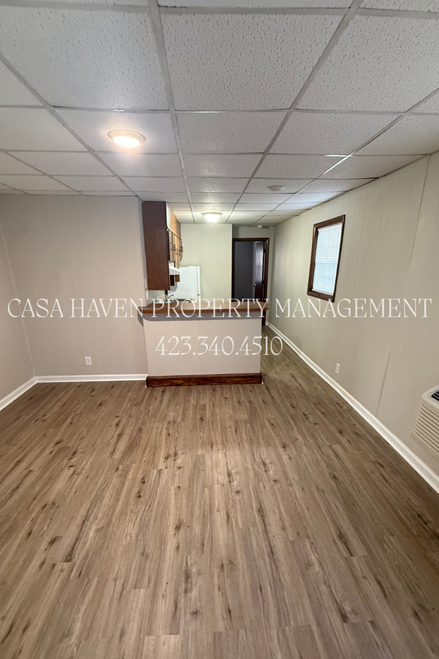 204 E Watauga Ave - Photo 2 of 13