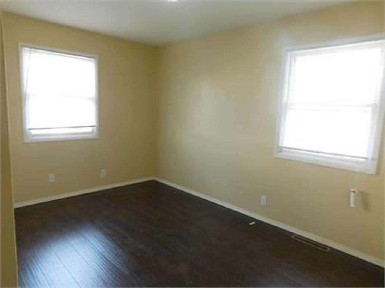 2602 Dale Dr - Photo 4 of 7