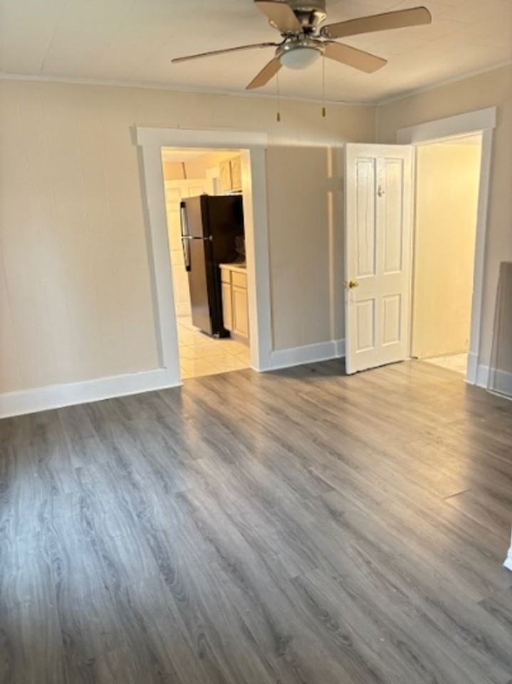 710 E University Ave - Photo 4 of 9