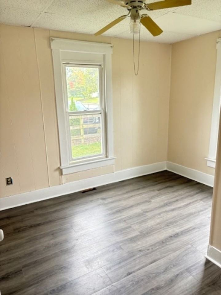 710 E University Ave - Photo 7 of 9