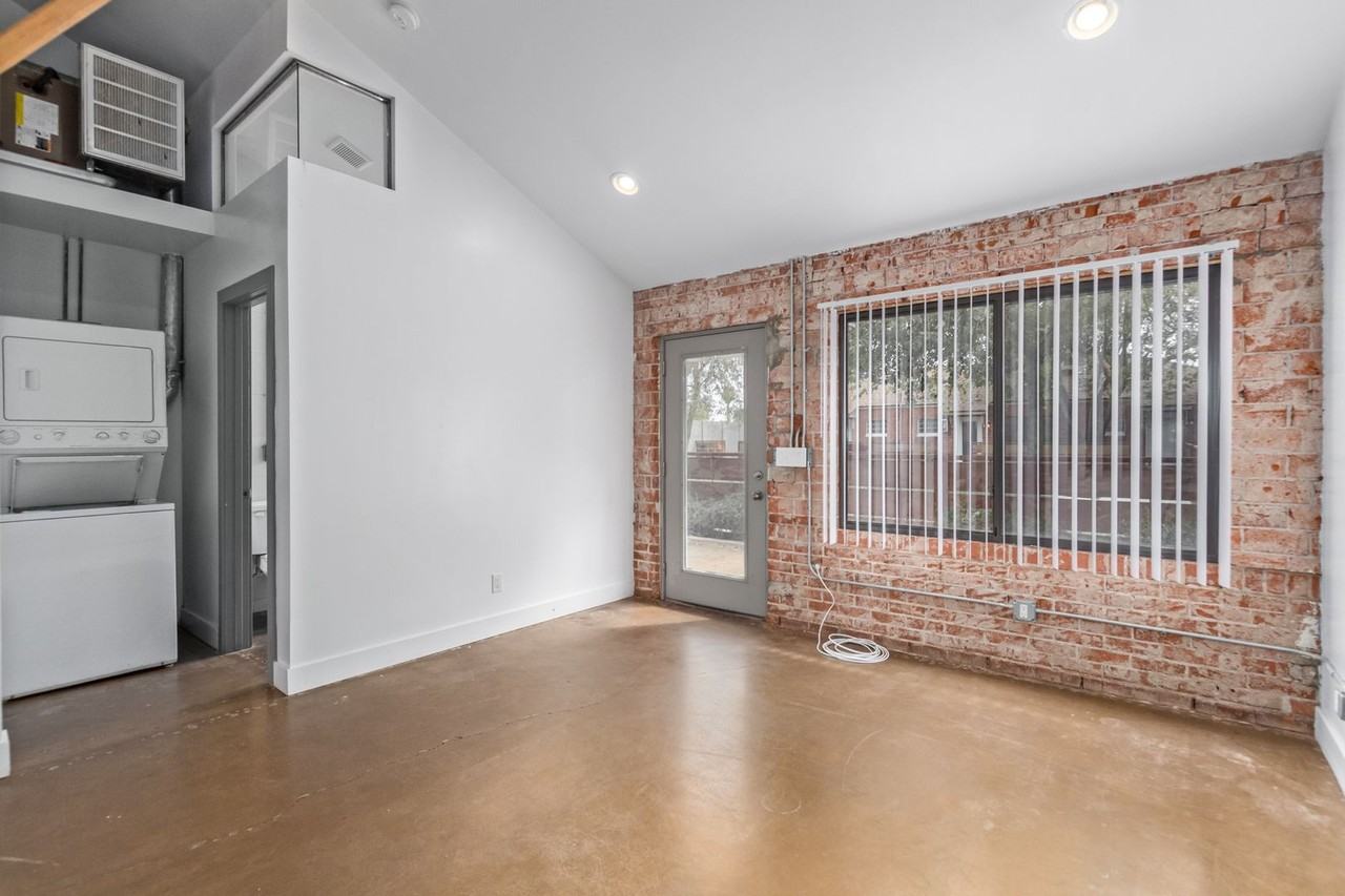 Steelyard Apartments - Photo 3 of 25