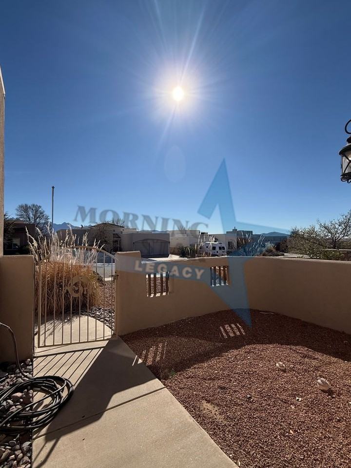 1893 Coyote Ridge Dr - Photo 2 of 38