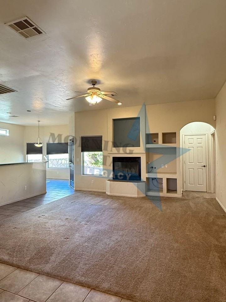 1893 Coyote Ridge Dr - Photo 3 of 38