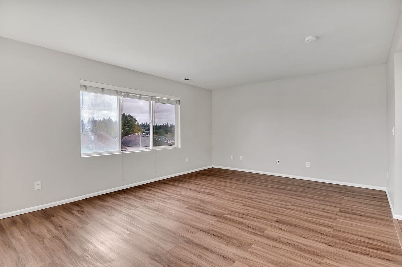 1927 200th St E - Photo 7 of 27