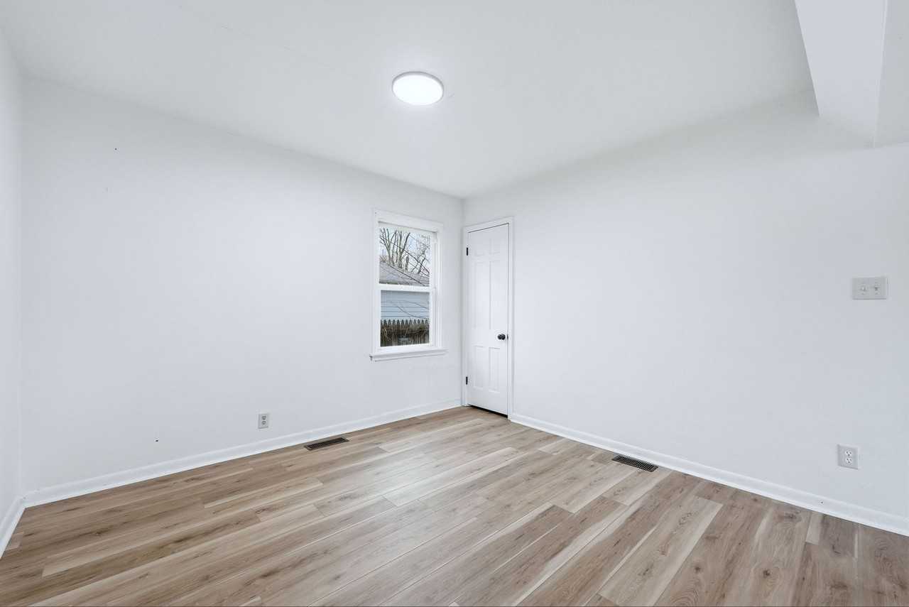 3120 Warsaw St - Photo 6 of 32