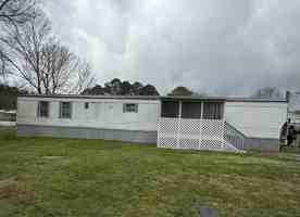 featured image of 232 White Rd Se