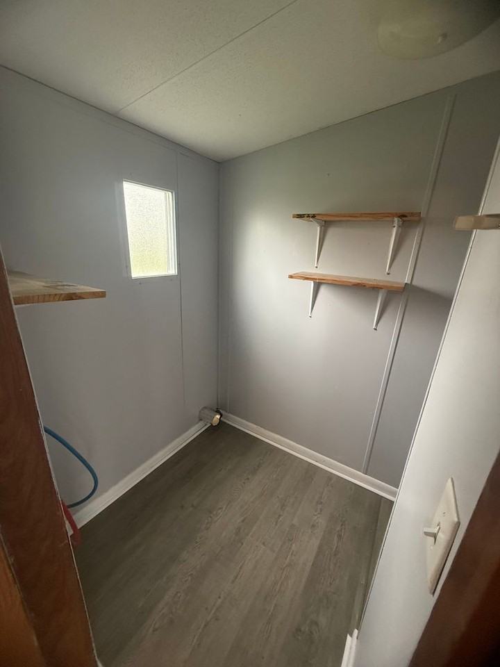 232 White Rd Se - Photo 4 of 9