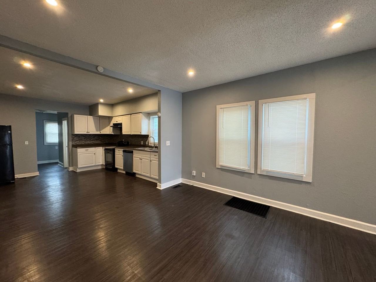 1632 Spann Ave - Photo 4 of 21