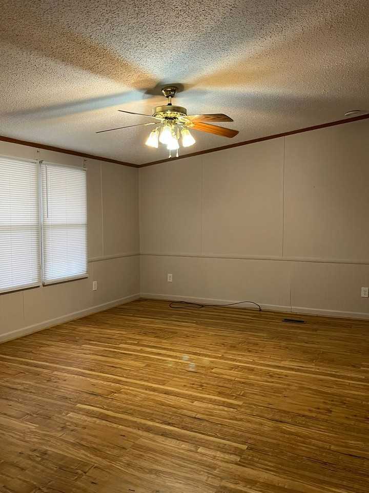 1163 Danwood Ave - Photo 7 of 14