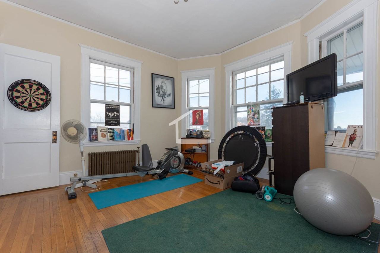 1 1 Glenley Ter. - Photo 2 of 14