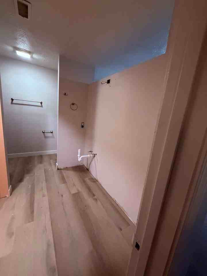 1078 Barcelona Dr - Photo 2 of 7