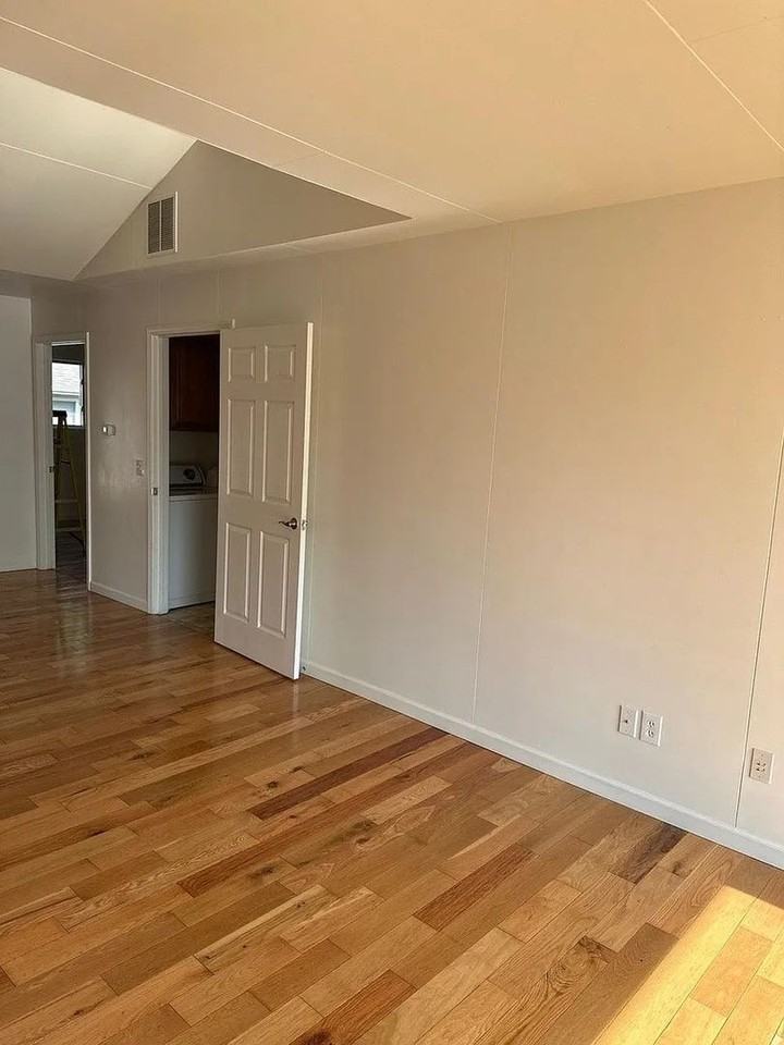 701 N Florence St - Photo 5 of 21