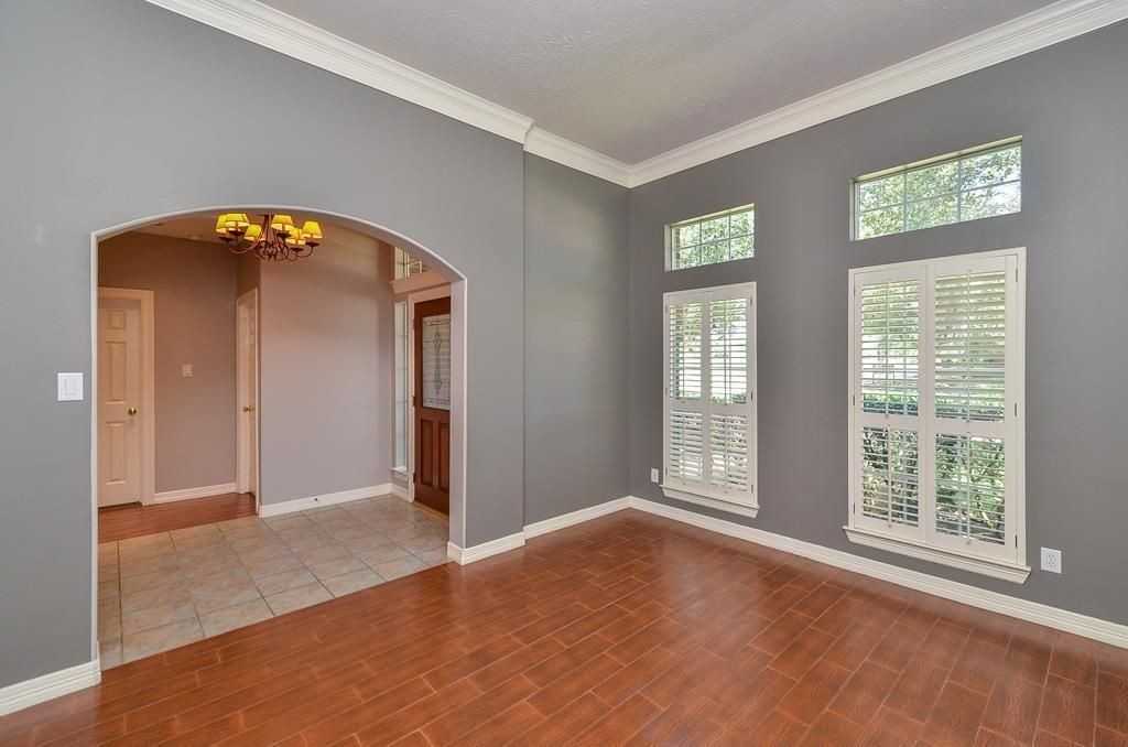 19923 Stonelodge Dr - Photo 5 of 29