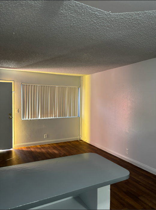 1970 Clary Dr ##914 - Photo 4 of 5