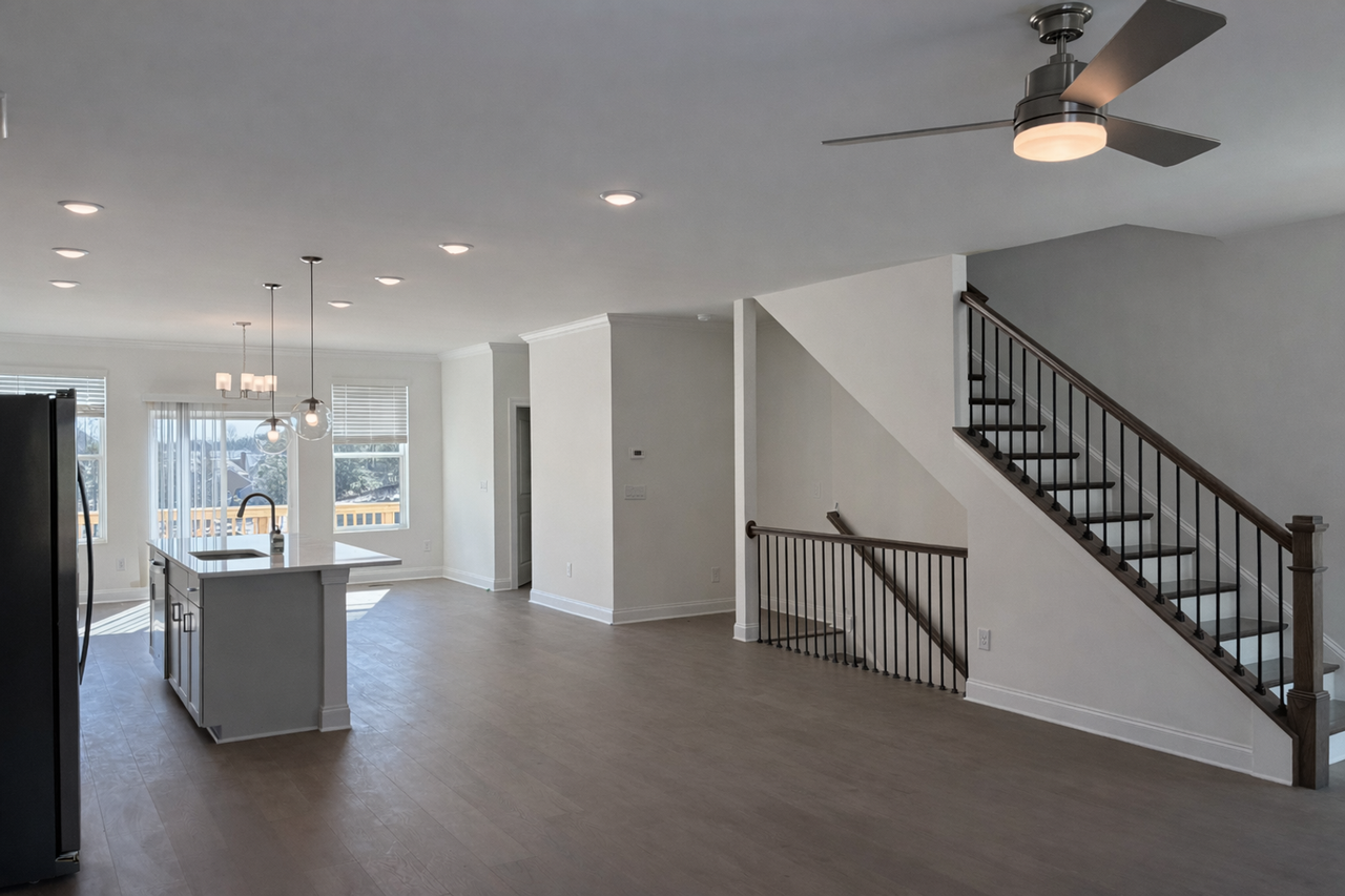 614 Oakleaf Grove Ln - Photo 5 of 32