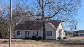 featured image of 25450 Honeysuckle Dr