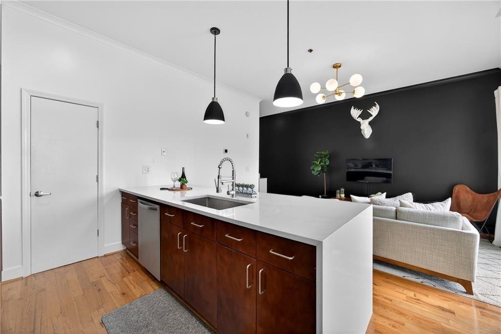 384 Ralph Mcgill Blvd Ne ##322 - Photo 6 of 23