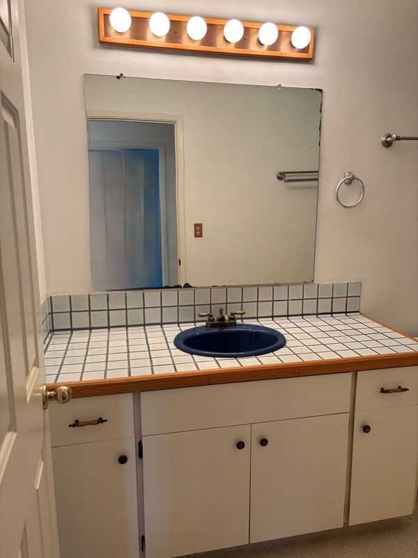 1419 Marchbanks Dr ##4 - Photo 4 of 10