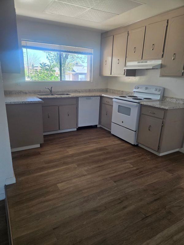 1744 Del Rey St - Photo 3 of 12