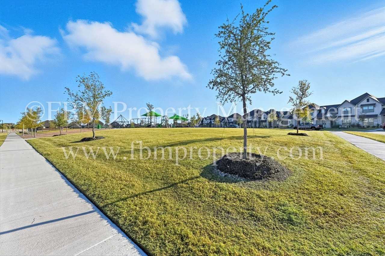 1777 Refuge Way - Photo 6 of 9