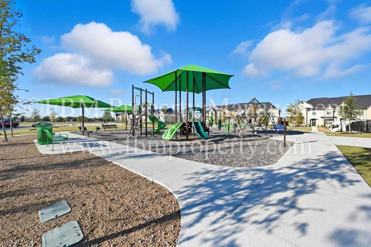 1777 Refuge Way - Photo 7 of 9