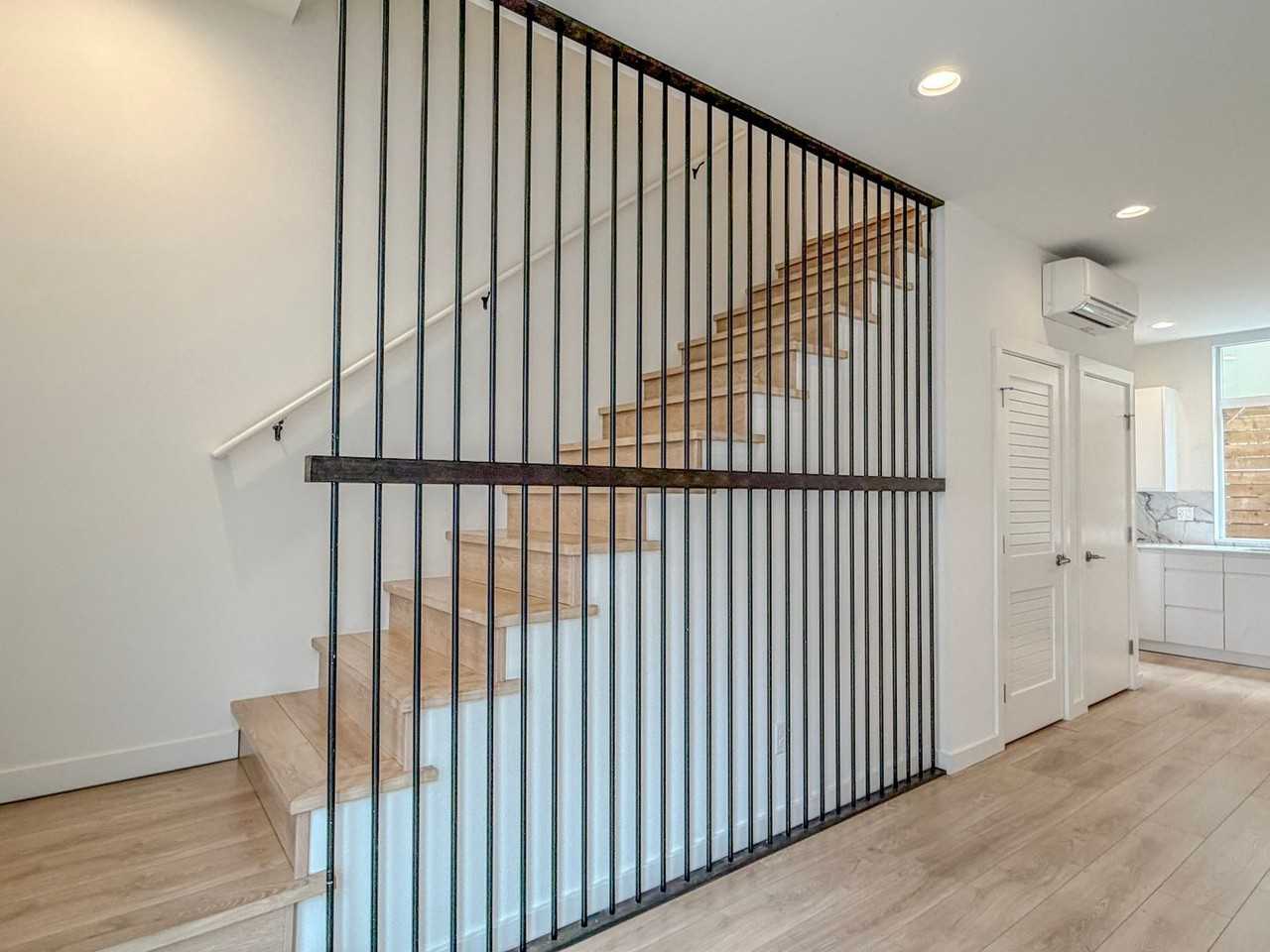 2329 E Denny Way - Photo 6 of 15