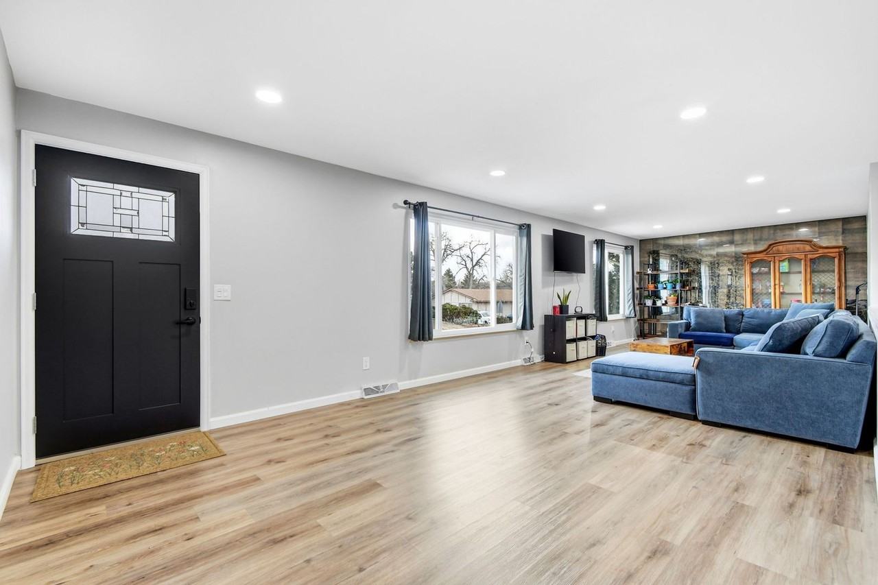 8176 Upham Ct - Photo 5 of 37