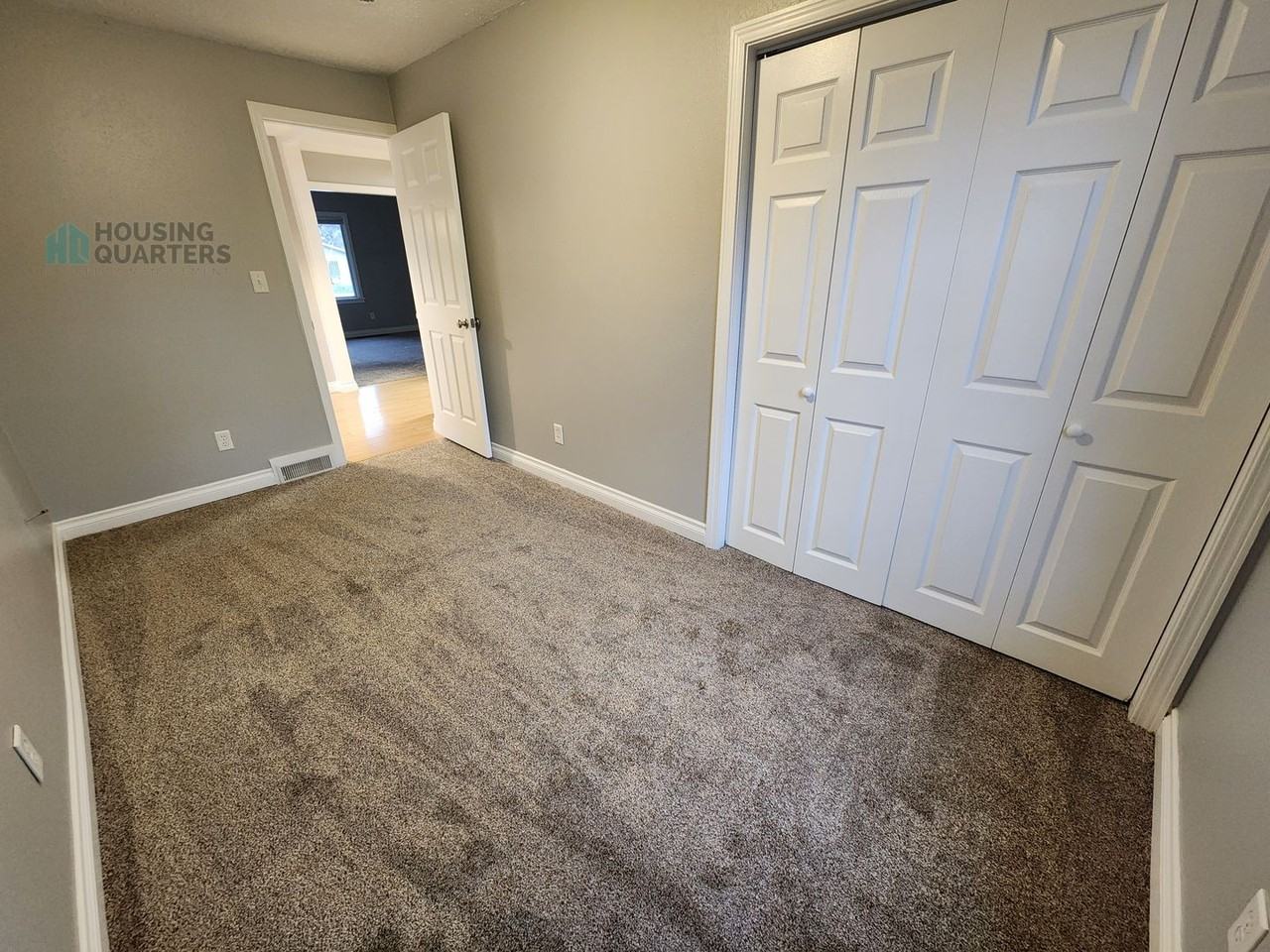 714 E 37th Ave - Photo 6 of 17