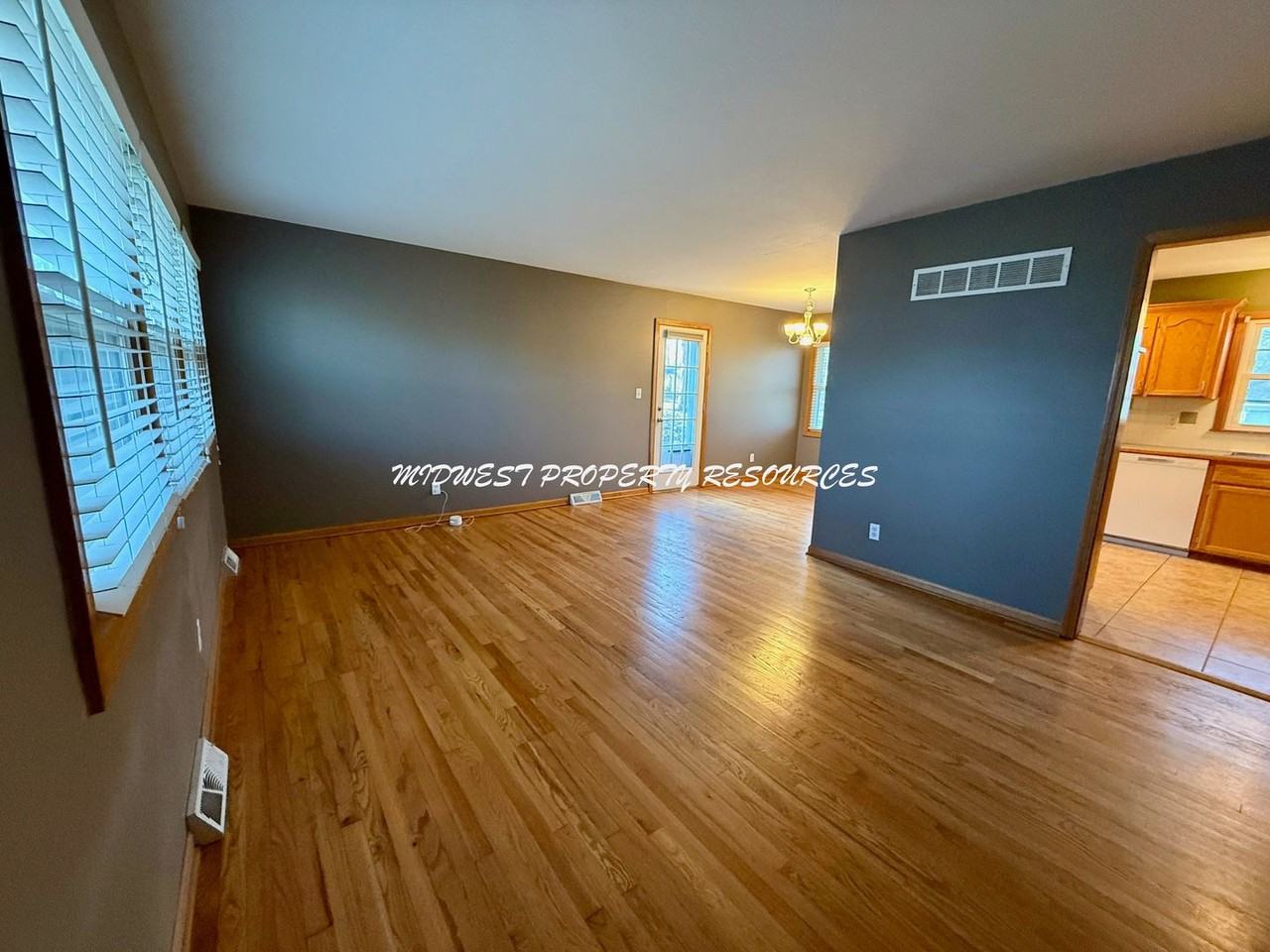 603 Nw Ward Ln - Photo 3 of 23