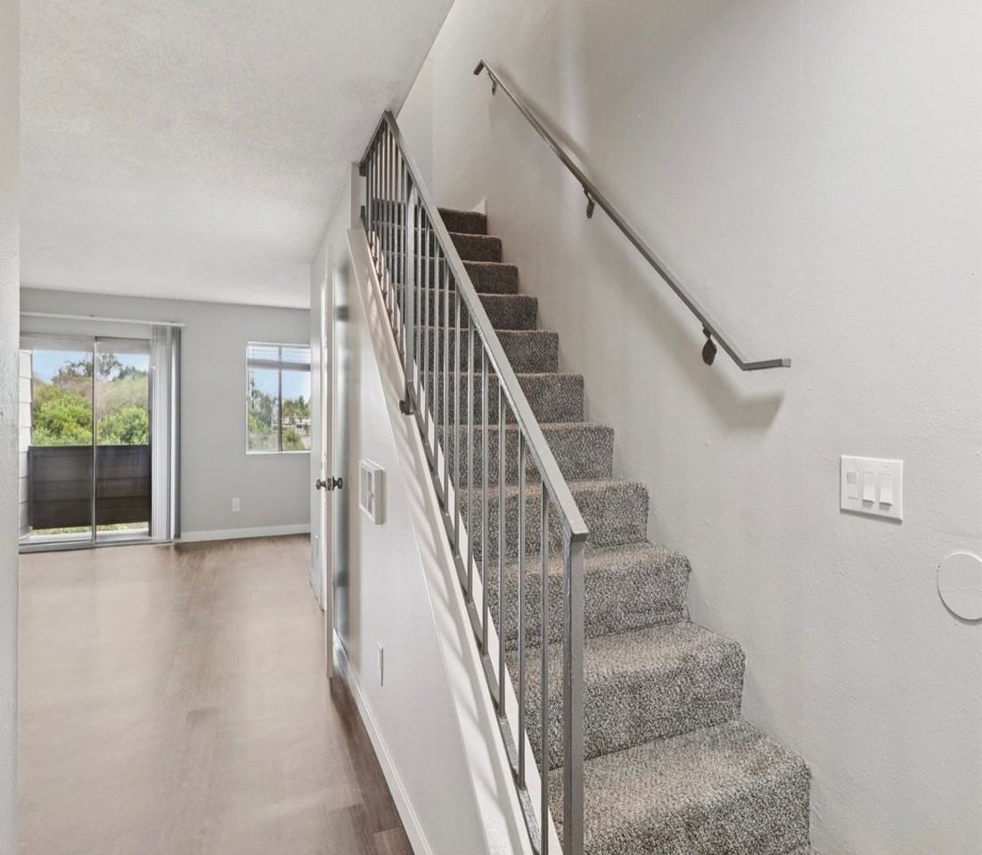 Renovated Oceanside Apartment Homes - Photo 6 of 26