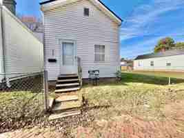 featured image of 212 N 25th St