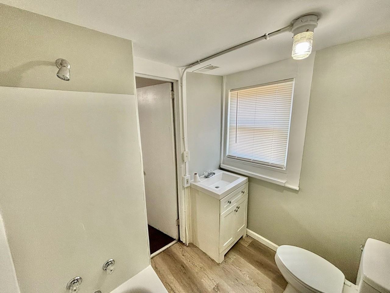 212 N 25th St - Photo 5 of 11