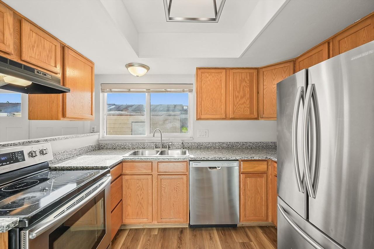 13024 E Kansas Pl - Photo 5 of 23