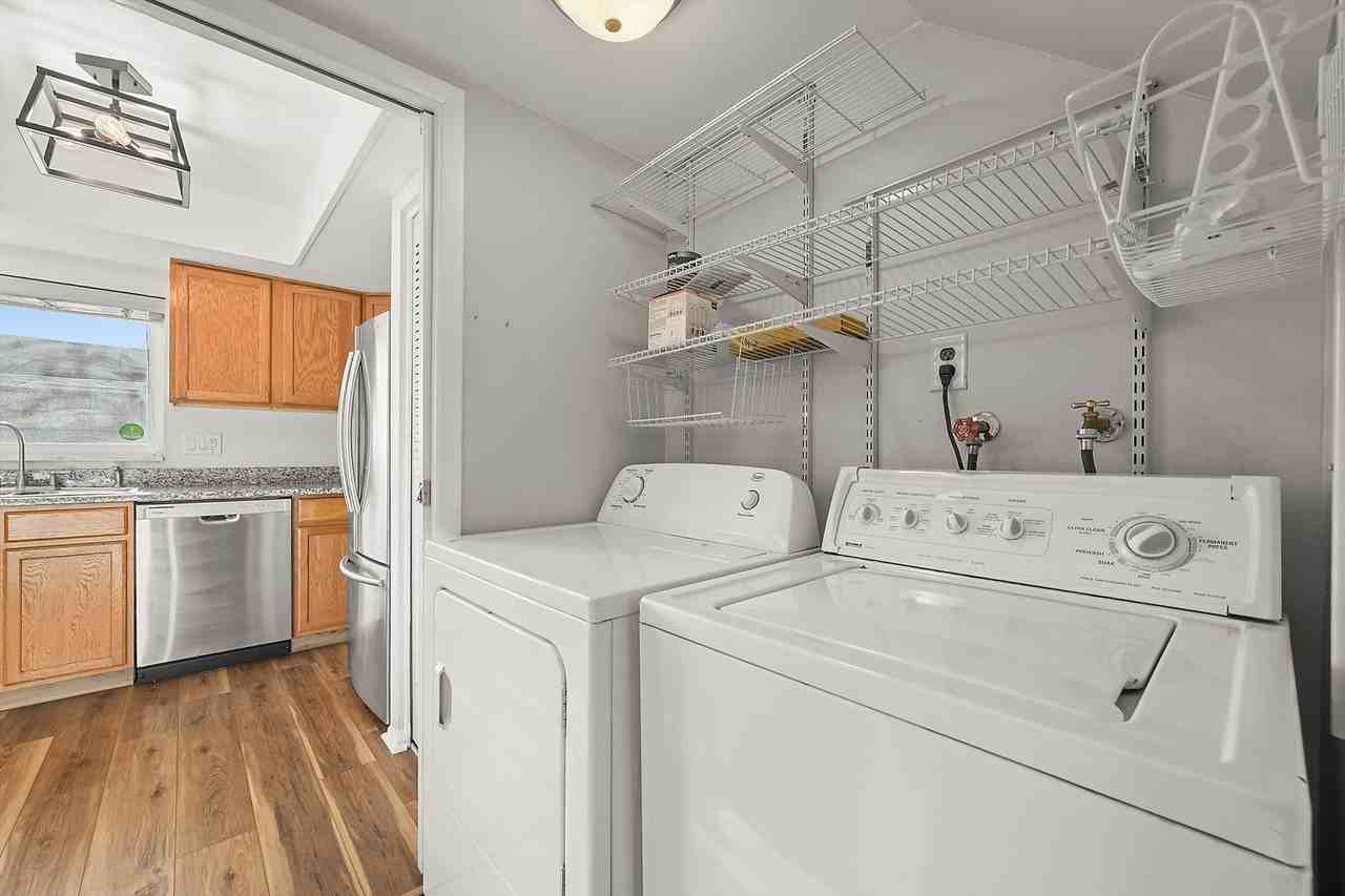 13024 E Kansas Pl - Photo 7 of 23